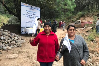 Gobierno de la Gente, migrantes y municipio impulsan economía de Xichú