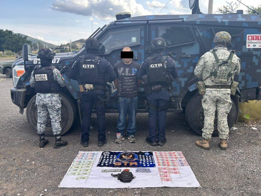 Grupo Táctico Regional detiene a dos personas en Valle de Santiago