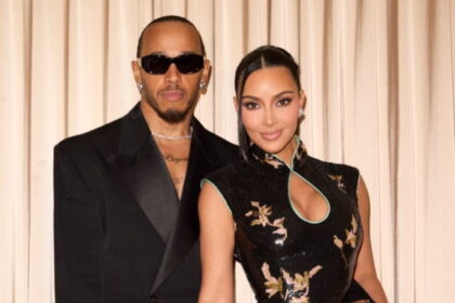 Kim Kardashian revela cómo se acercó a Lewis Hamilton tras años soltera