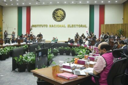 Magistrado electoral propone al INE invalidar las “boletas planchadas”