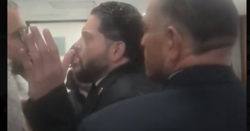 Mancilla increpa a Máynez en San Lázaro durante sesión