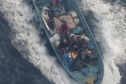 Marina decomisa 1.2 toneladas y detiene seis en costas de Oaxaca