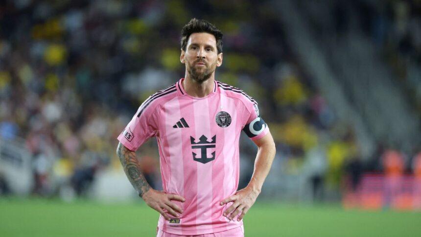 Messi ya es oficialmente nuevo dueño del Eldense, de Segunda División española
