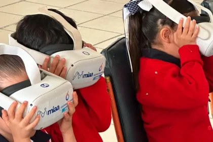 MIAA lleva realidad virtual a escuelasેટ