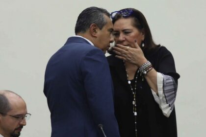 Montaño sondea apoyos opositores para suceder a Taddei en el INE