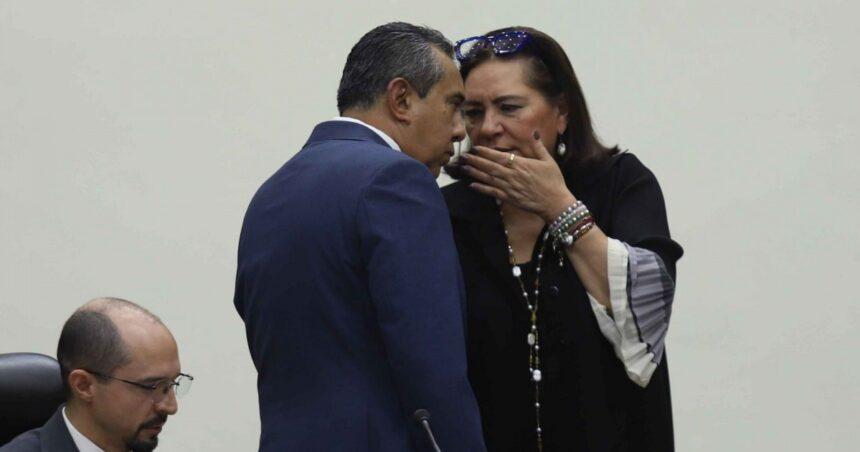 Montaño sondea apoyos opositores para suceder a Taddei en el INE