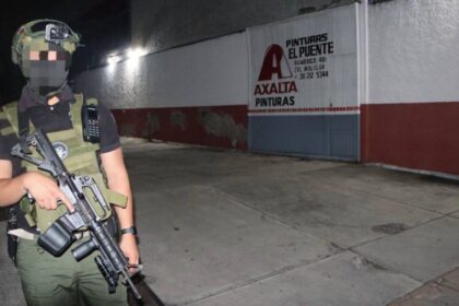 Muere adolescente en Nayarit tras presunta agresión policial; Fiscalía investiga si agentes le dispararon