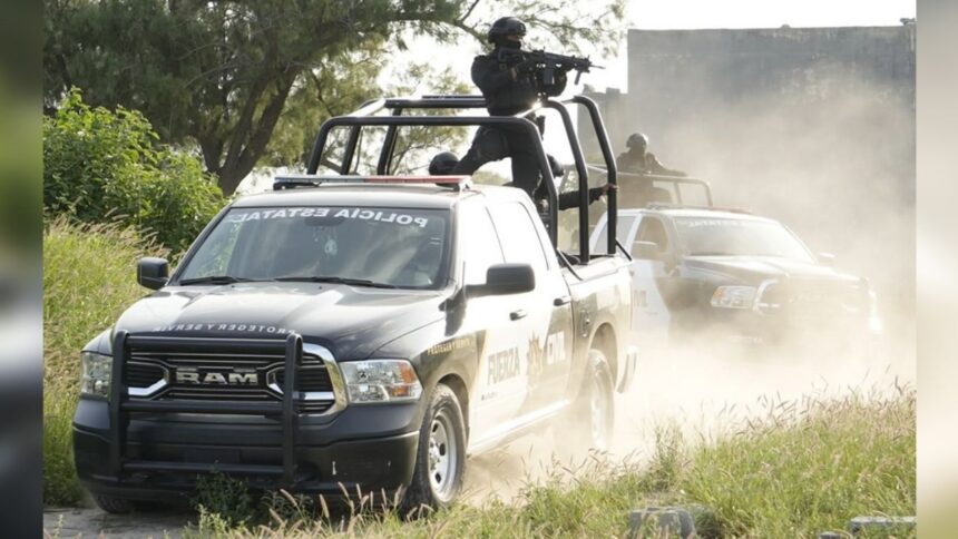 Mueren tres policías de Fuerza Civil en accidente vehicular en Nuevo León