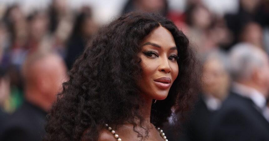 Naomi Campbell revoca sanción y podrá dirigir una ONG tras escándalo