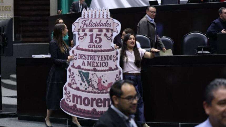 Opositores impiden a morenistas acudir al festejo por 15 años de Morena