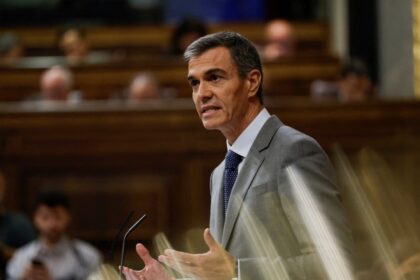 Pedro Sánchez convoca elecciones anticipadas en España el último fin de noviembre