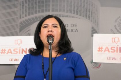 retienen 12 horas a exsenadora alejandra leon en cruce fronterizo Retienen 12 horas a exsenadora Alejandra León en cruce fronterizo con EU