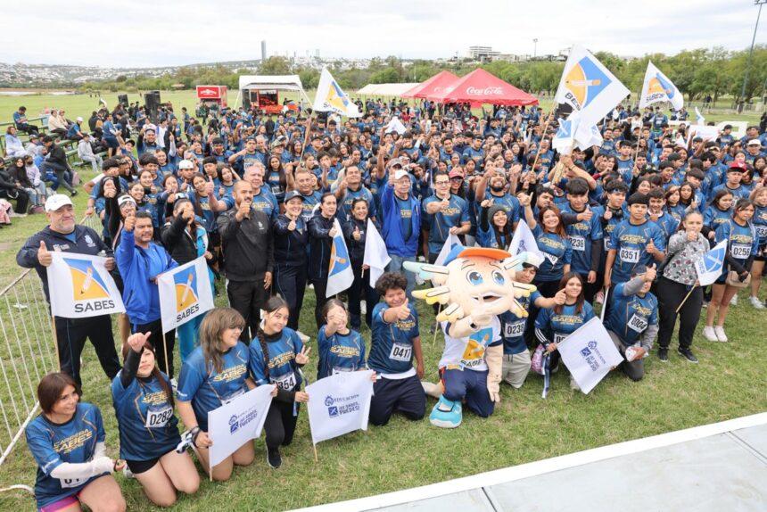 SABES impulsa convivencia y espíritu deportivo en su 13ª Carrera