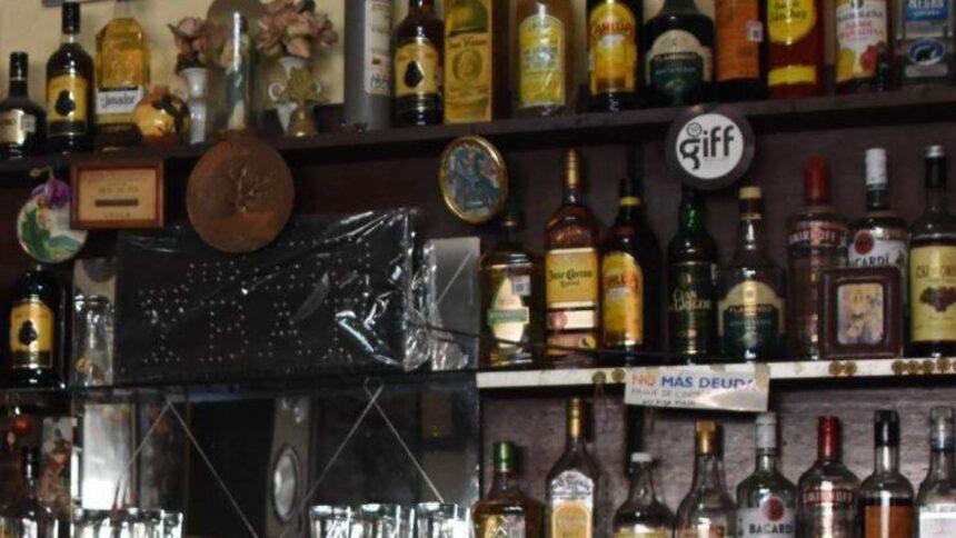 Salamanca: Bares arriesgan licencia por alcohol adulterado