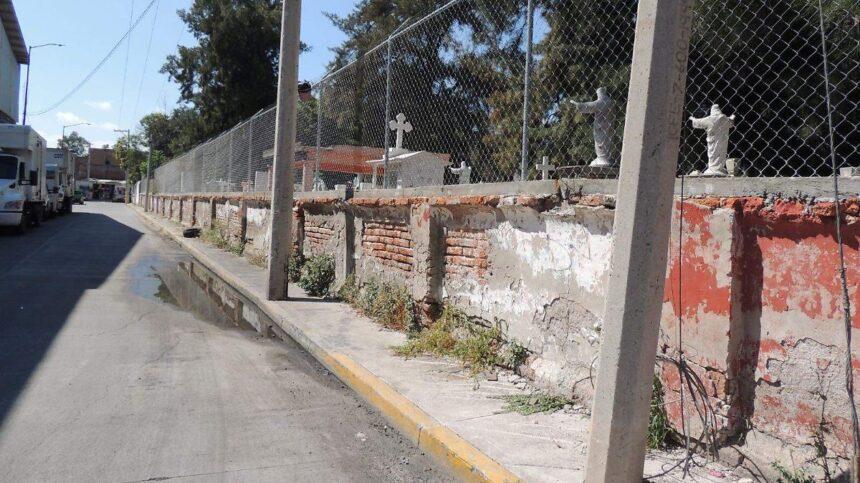 Salamanca: Panteones registran saturación y obras pendientes