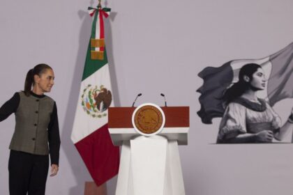 Sheinbaum señala a proveedores del INE e impulsa empresa estatal
