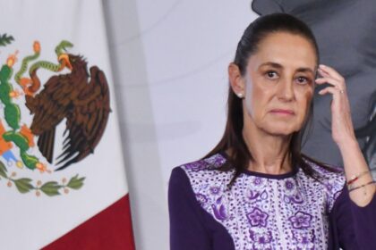 Sheinbaum visita hospitales del IMSS-Bienestar pese a protestas