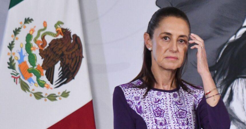 Sheinbaum visita hospitales del IMSS-Bienestar pese a protestas