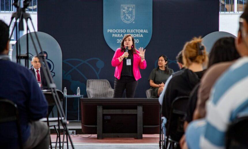 Silvia Amaya acusa misoginia y violencia de género