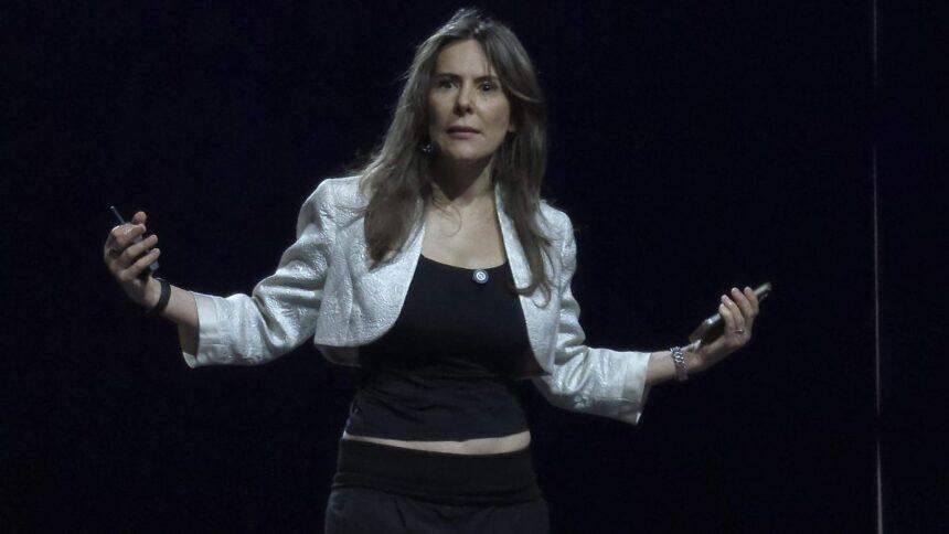silvia olmedo comparte claves de exito profesional y personal en Silvia Olmedo comparte claves de éxito profesional y personal en CrediExpo 2026