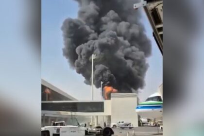 ue y onu condenan ataque contra aeropuerto saudita 12 muertos UE y ONU condenan ataque contra aeropuerto saudita: 12 muertos, más de 300 heridos