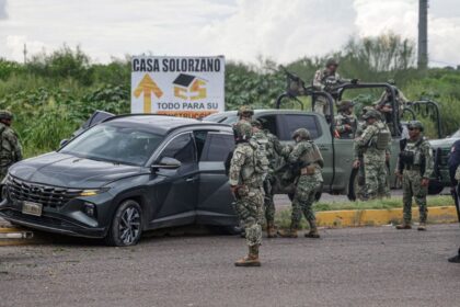 Violenta jornada en Sinaloa deja cuatro muertos y ataque contra policías