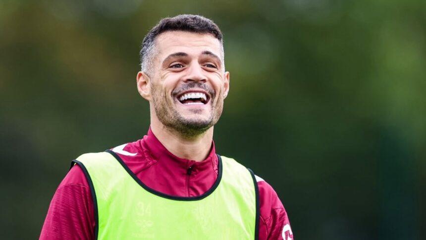 Xhaka elude multa de $179 mil por certificado Covid falso al no reincidir